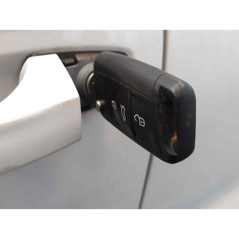 Recambio de bombin puerta delantera izquierda para seat arona xcellence edition referencia OEM IAM - Blanco 3