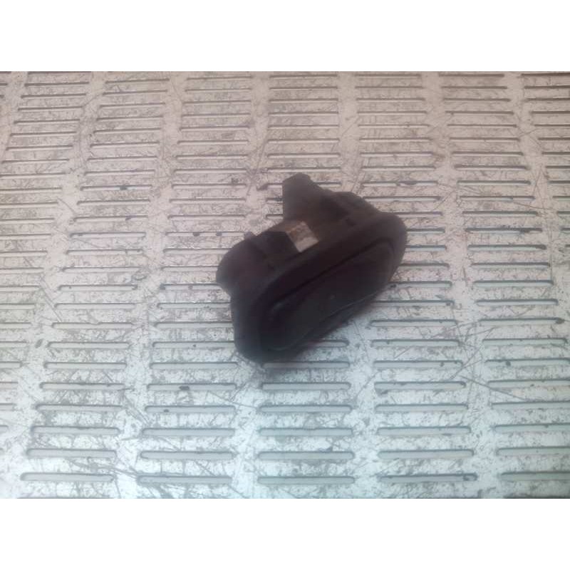 Recambio de mando elevalunas delantero derecho para opel astra g berlina 1.7 16v cdti cat (z 17 dtl / lrb) referencia OEM IAM - Gris