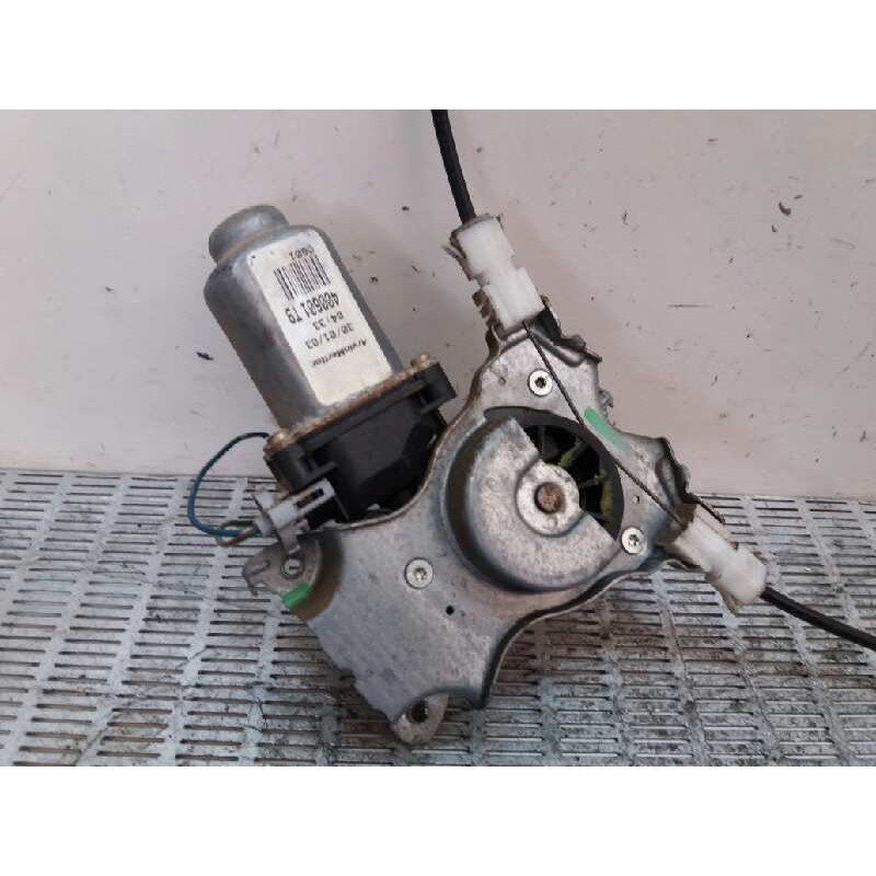 Recambio de elevalunas delantero izquierdo para nissan almera (n16/e) 1.5 dci turbodiesel cat referencia OEM IAM - Gris 2