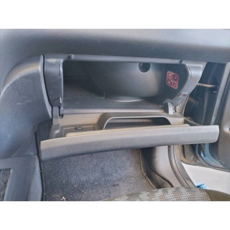 Recambio de guantera para peugeot 3008 sport pack referencia OEM IAM 2