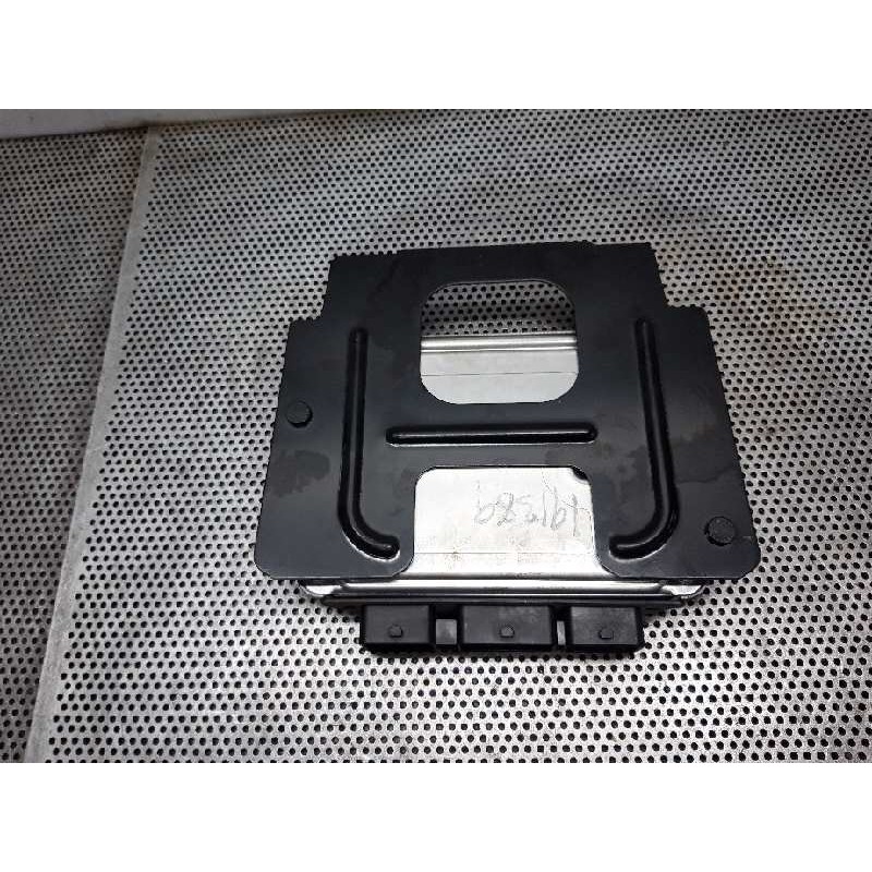 Recambio de centralita motor uce para citroën c4 berlina collection referencia OEM IAM 0281011863 9661773380 BOSCH 4