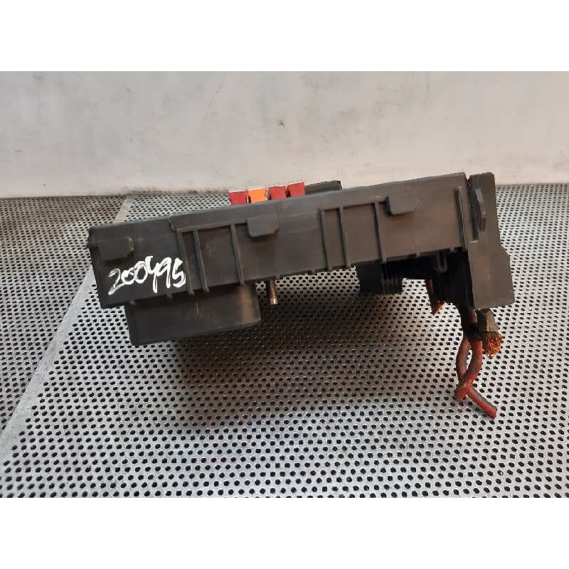 Recambio de caja reles / fusibles para skoda octavia berlina (1z3) elegance referencia OEM IAM 1K0937125A - Blanco 3