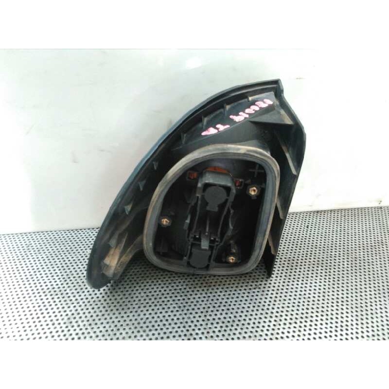 Recambio de piloto trasero derecho para renault laguna (b56) 2.2 d rxe referencia OEM IAM - Blanco 2