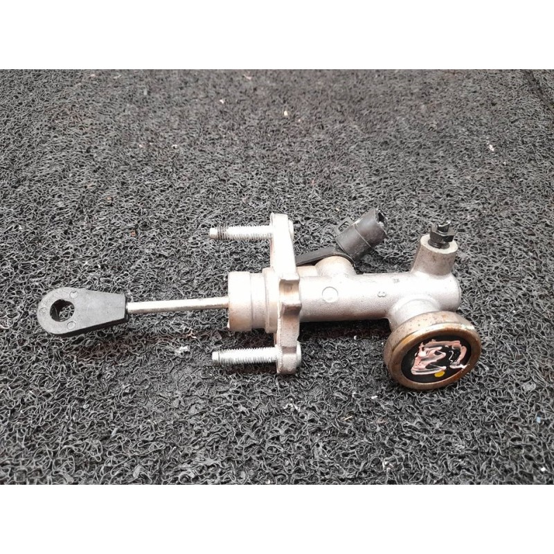 Recambio de bomba embrague para hyundai i20 classic referencia OEM IAM PHC  