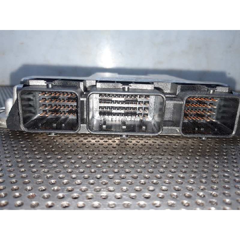 Recambio de centralita motor uce para citroën c5 berlina premier (e) referencia OEM IAM 0281011561 9658274580 9653958980 3