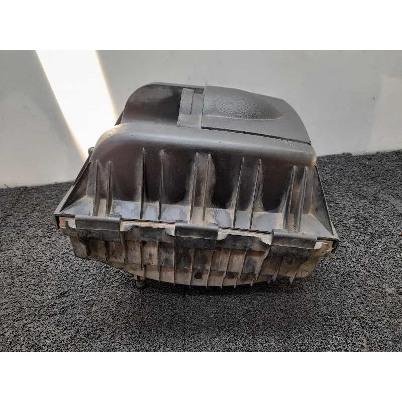 Recambio de filtro aire para nissan interstar mod. 04 (x70) caja cerrada, l 1 h 2, techo referencia OEM IAM - Blanco 2
