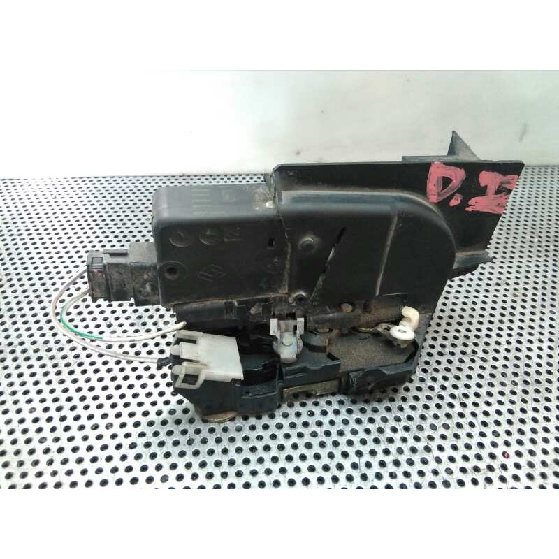 Recambio de cerradura puerta delantera izquierda para renault laguna (b56) 2.2 d rxe referencia OEM IAM 38X56  