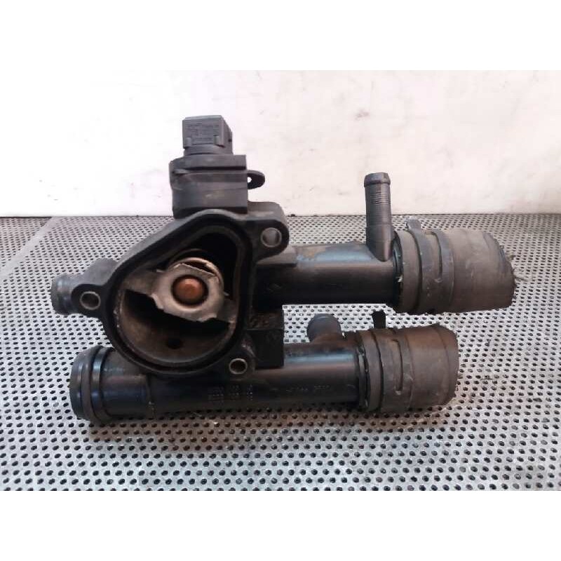 Recambio de termostato para renault master ii phase 2 combi combi 2t8 l1 9 - plazas referencia OEM IAM 8200709149  