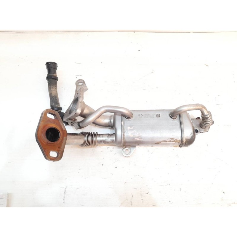 Recambio de enfriador egr para mercedes-benz clase b (w246) b 180 cdi (246.212) referencia OEM IAM 147358238R 42681331A - Blanco