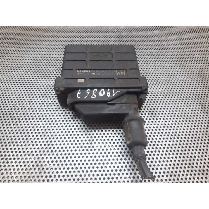 Recambio de centralita motor uce para opel kadett e gl berlina referencia OEM IAM 90340026 5WK6221 SIEMENS