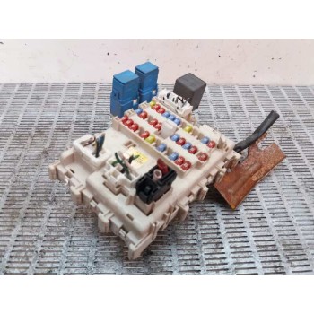CAJA RELES / FUSIBLES 243505M310 