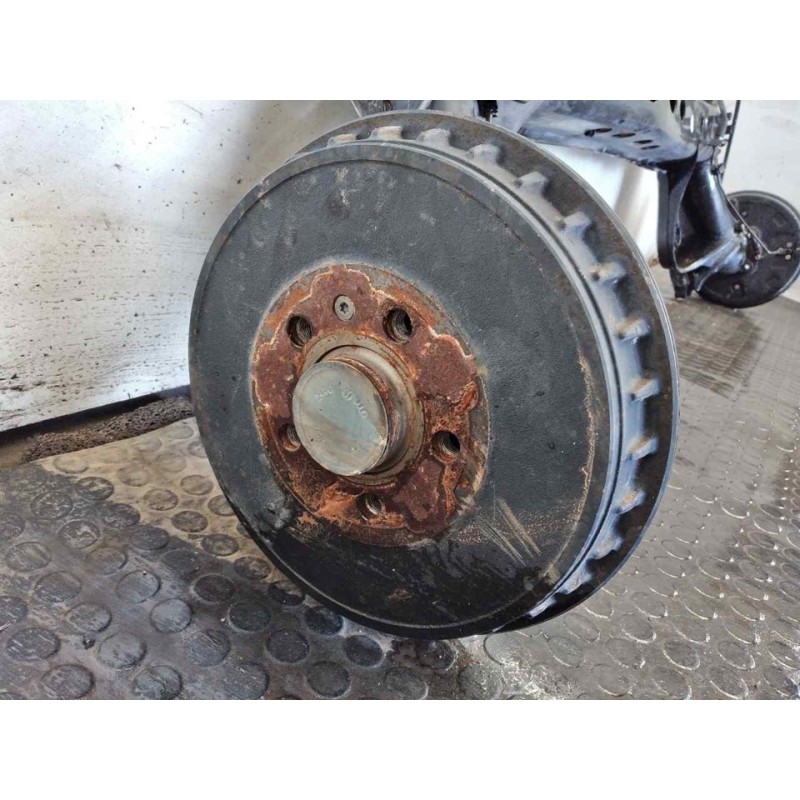 Recambio de puente trasero para volkswagen polo advance referencia OEM IAM - Blanco 2