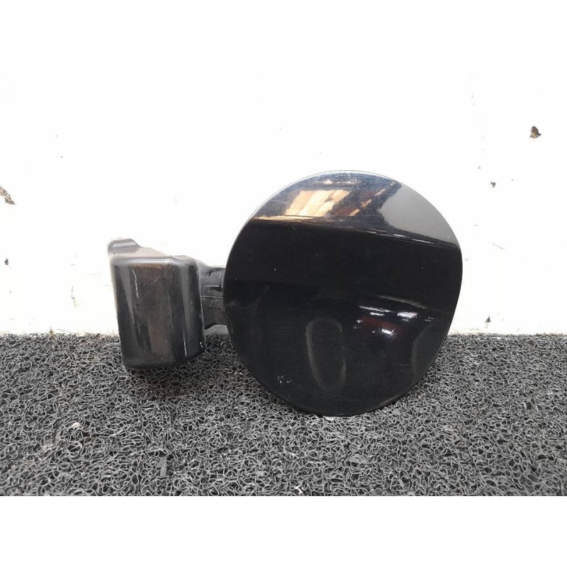 Recambio de tapa exterior combustible para hyundai i20 classic referencia OEM IAM 695101J000  