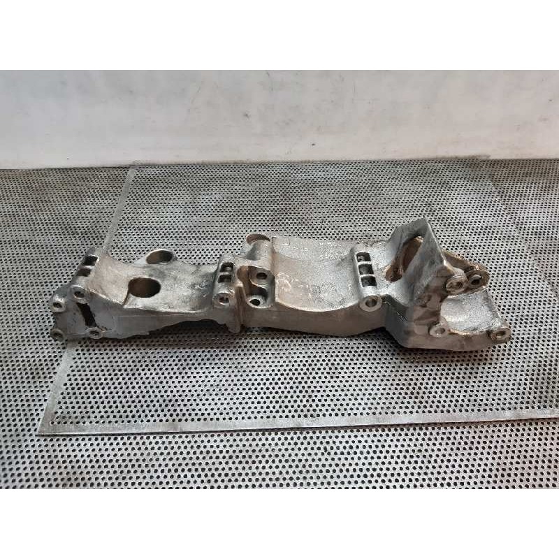 Recambio de soporte alternador para audi tt (8n3/8n9) 1.8 t roadster (132kw) referencia OEM IAM 06A9031143P  