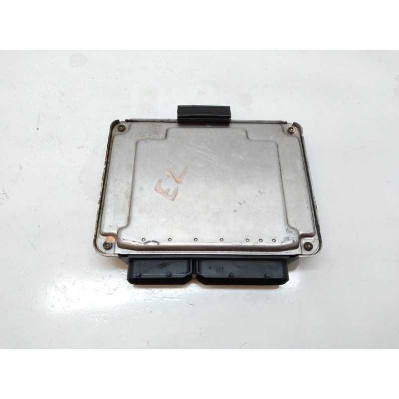 Recambio de centralita motor uce para ford galaxy (vy) trend referencia OEM IAM 0281010982 038906019JG BOSCH - Gris 2
