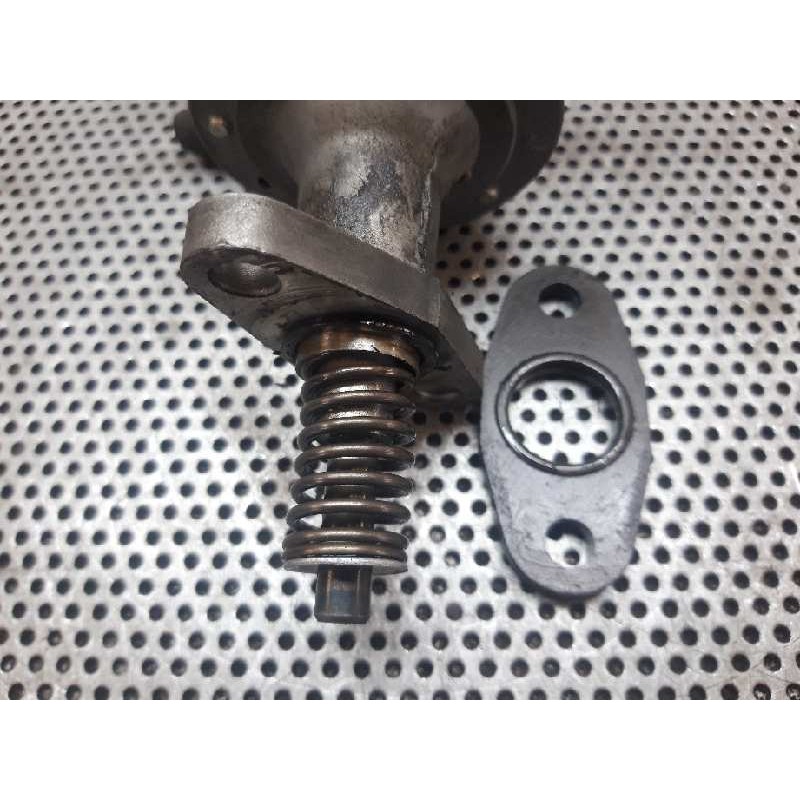 Recambio de bomba combustible para opel kadett e gl berlina referencia OEM IAM - Negro 3