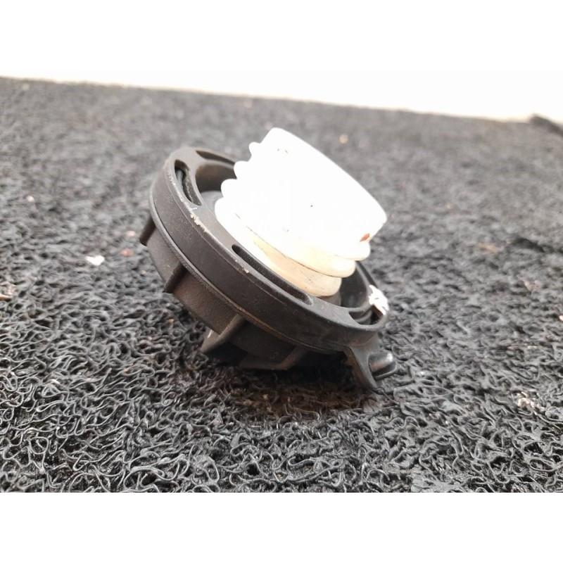 Recambio de tapon combustible para hyundai i20 classic referencia OEM IAM - Negro 2