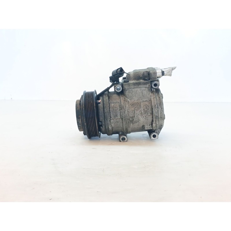 Recambio de compresor aire acondicionado para ssangyong rodius xdi referencia OEM IAM 180500390A 85D0110197 