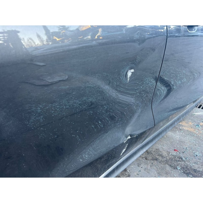 Recambio de puerta trasera derecha para ford focus st-line referencia OEM IAM 3