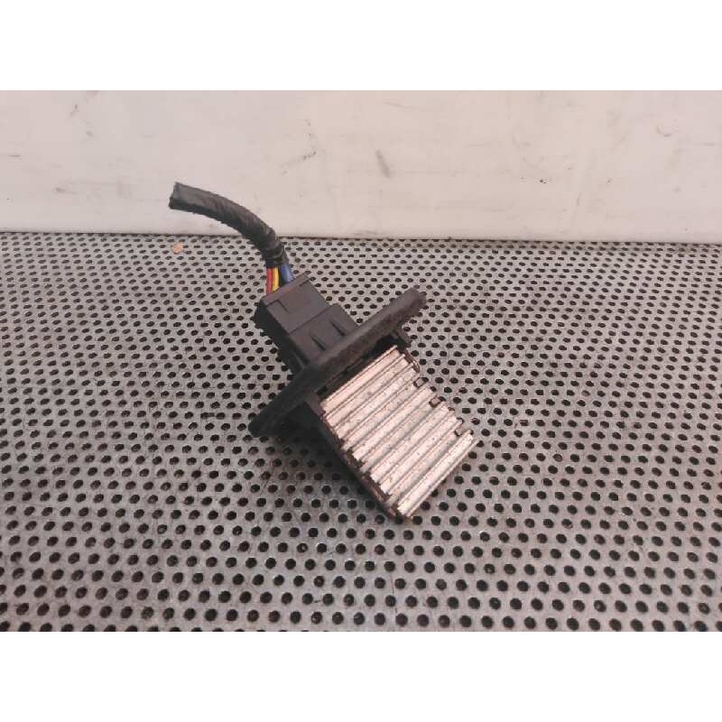 Recambio de resistencia calefaccion para kia carnival ii 2.9 cdri ex referencia OEM IAM W31M24  