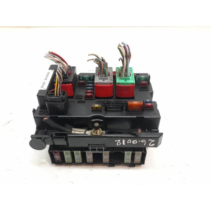 Recambio de caja reles / fusibles para peugeot 307 (s1) xr clim referencia OEM IAM 9650664180  
