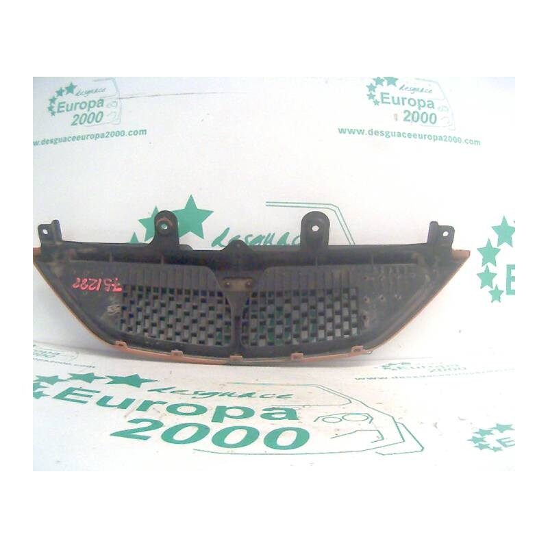 Recambio de rejilla delantera para lancia lancia y 1.1 cat referencia OEM IAM 3
