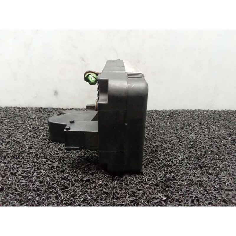 Recambio de cerradura puerta trasera derecha para opel vectra b berlina elegance referencia OEM IAM 6