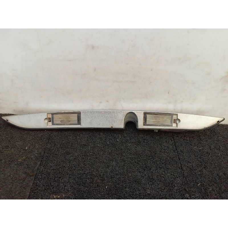Recambio de molduras traseras para jaguar s-type 3.0 v6 referencia OEM IAM XR8313550AC - Gris 4