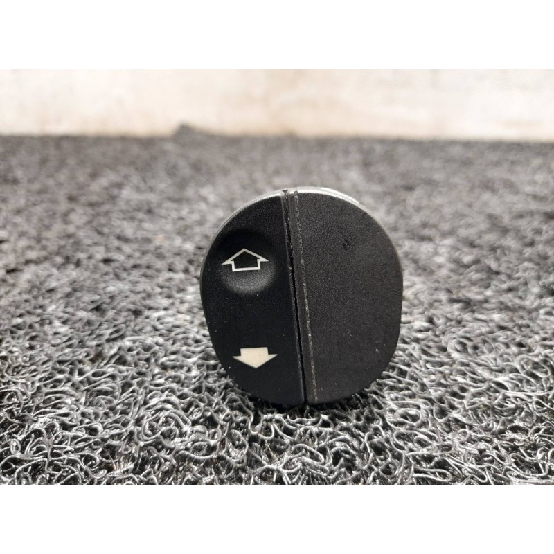 Recambio de mando elevalunas delantero derecho para ford fiesta (cbk) ghia referencia OEM IAM   