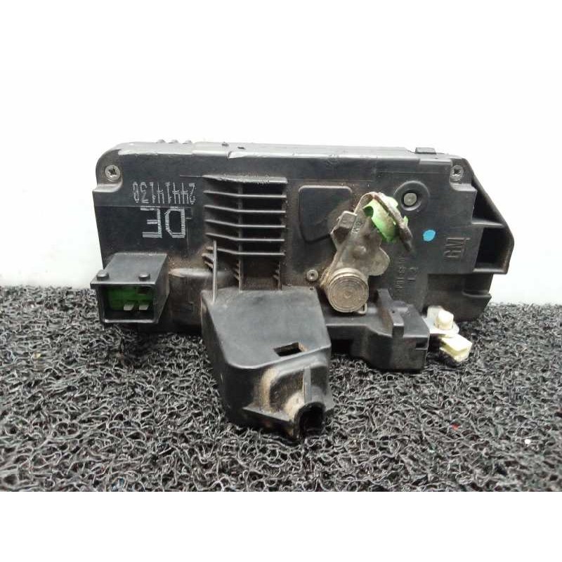 Recambio de cerradura puerta trasera izquierda para opel vectra b berlina elegance referencia OEM IAM 3