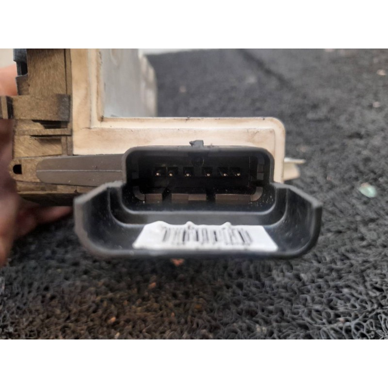 Recambio de cerradura puerta delantera derecha para citroën berlingo cuadro l1 referencia OEM IAM - Blanco 3