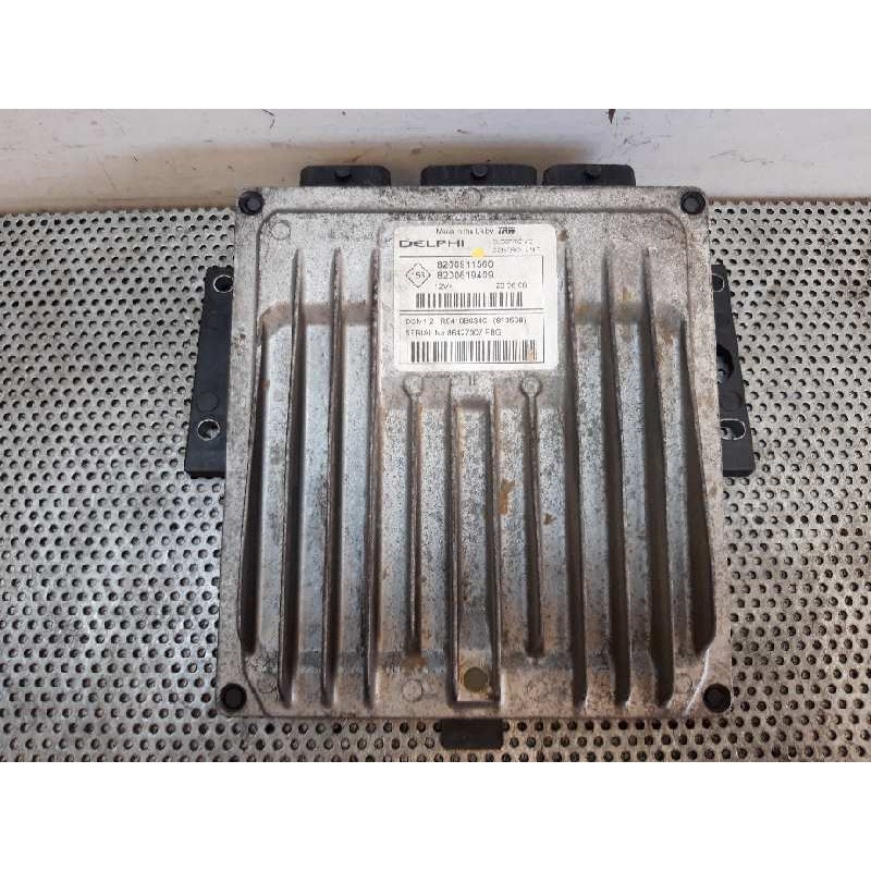Recambio de centralita motor uce para renault clio iii style referencia OEM IAM 8200911560 8200619409 
