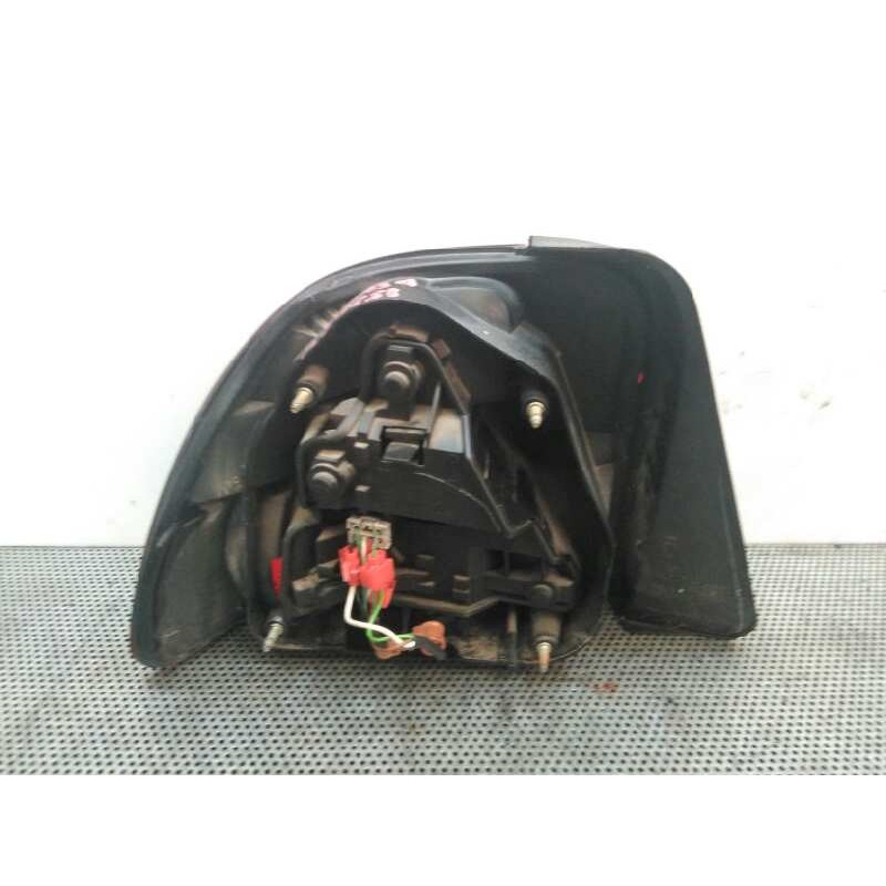 Recambio de piloto trasero derecho para mg serie 400 (rt) 420 sdi (5-ptas.) referencia OEM IAM 2