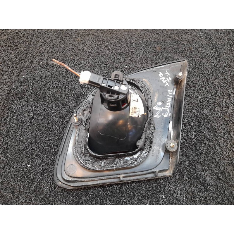 Recambio de piloto trasero izquierdo interior para nissan primera berlina (p11) comfort referencia OEM IAM 89020317 265509F610 3