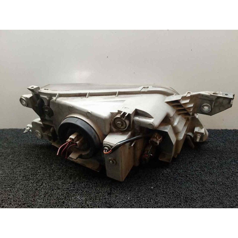 Recambio de faro izquierdo para mazda premacy (cp) td active referencia OEM IAM 3