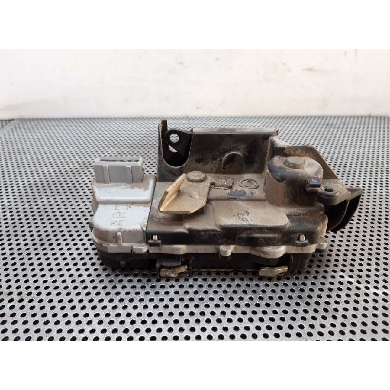 Recambio de cerradura puerta trasera derecha para citroën xsara berlina 1.8i exclusive referencia OEM IAM   