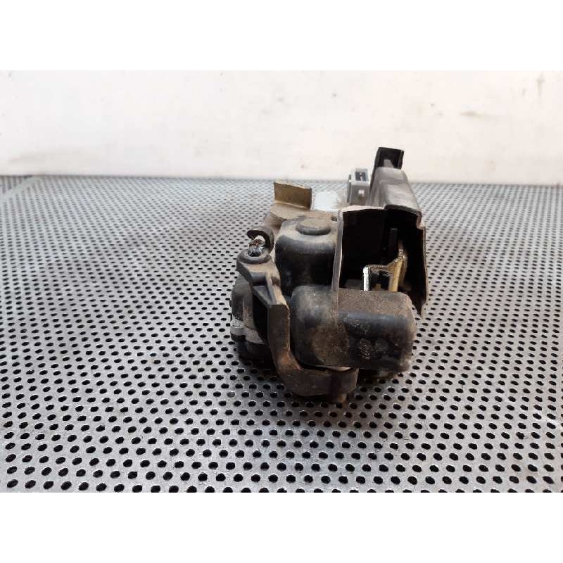 Recambio de cerradura puerta trasera derecha para citroën xsara berlina 1.8i exclusive referencia OEM IAM - Blanco 2