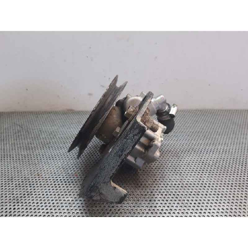 Recambio de bomba direccion para nissan atleon 110 referencia OEM IAM 392974119 49381 