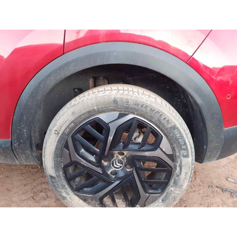 Recambio de aletin trasero izquierdo para citroën c4 iii (ba_, bb_, bc_) 1.5 bluehdi 130 (bbyhzb) referencia OEM IAM - Rojo