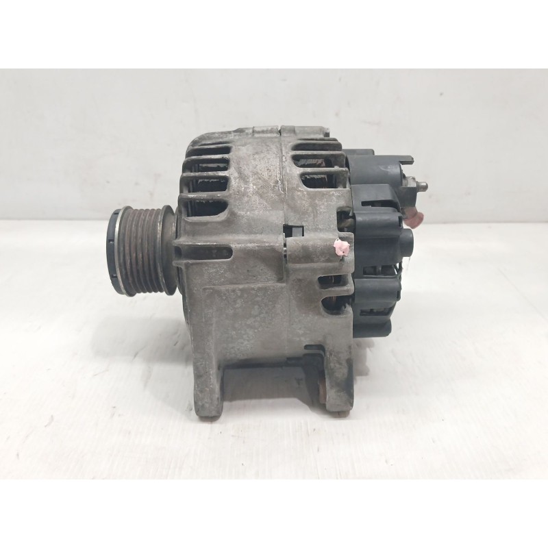Recambio de alternador para renault megane iii berlina 5 p dynamique referencia OEM IAM 231000027R TG12C078 2606288A