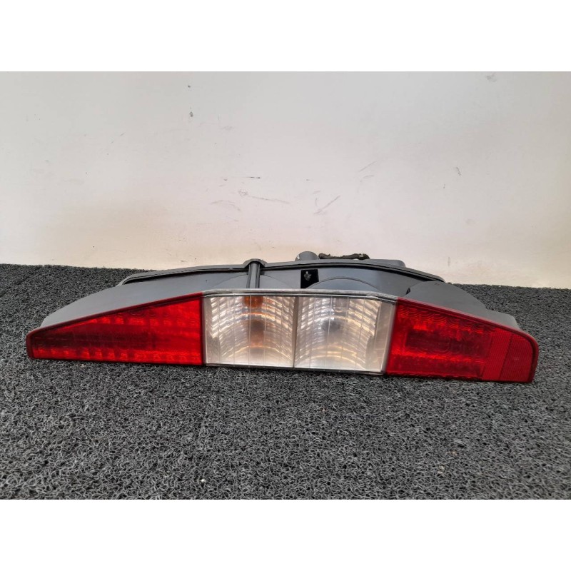 Recambio de piloto trasero derecho para fiat doblo (119) 1.9 jtd elx / dynamic referencia OEM IAM 040600999000 2