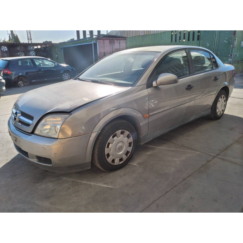 opel vectra c berlina del año 2003
