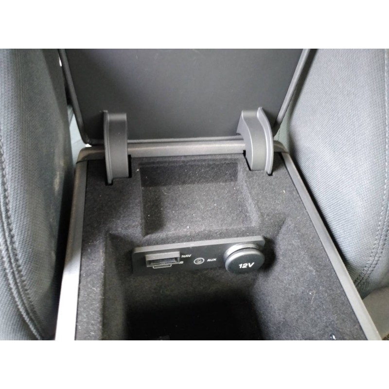 Recambio de apoyabrazos central para jaguar xe prestige referencia OEM IAM - Azul 2