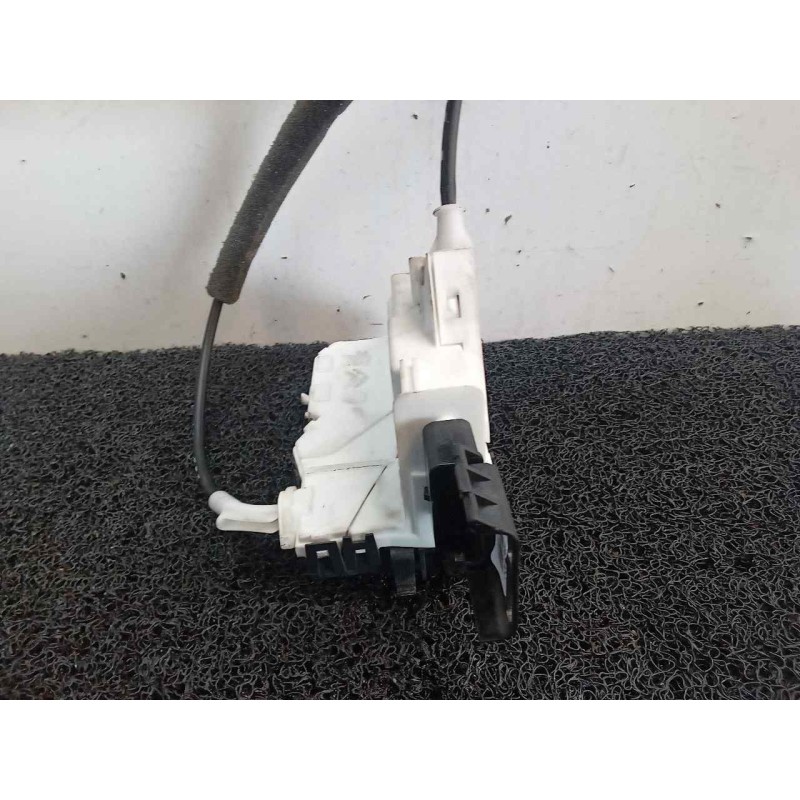 Recambio de cerradura puerta lateral derecha para citroën berlingo station wagon x referencia OEM IAM 828423 - Blanco 2