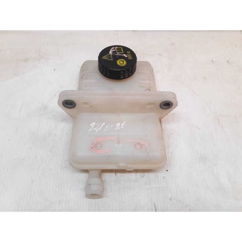 Recambio de deposito liquido de frenos para renault scenic iv intens referencia OEM IAM 460917653R - Blanco 3