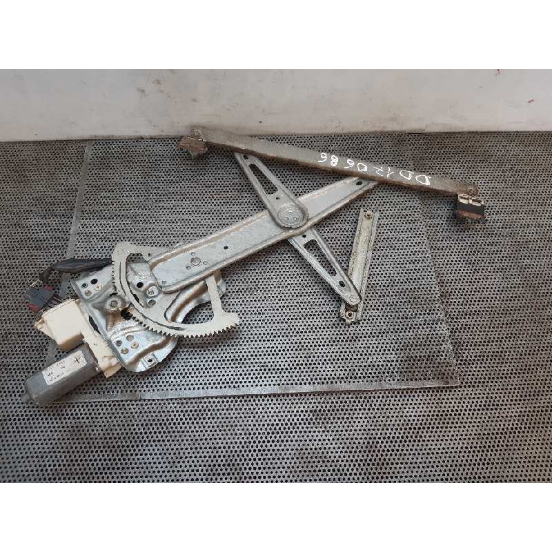 Recambio de elevalunas delantero derecho para toyota avensis berlina (t25) 2.2 d-4d executive sedán (4-ptas.) referencia OEM IAM - Gris 2