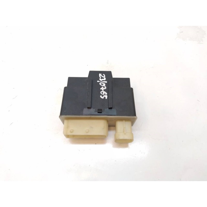 Recambio de caja precalentamiento para opel combo life expression referencia OEM IAM 9662570880  