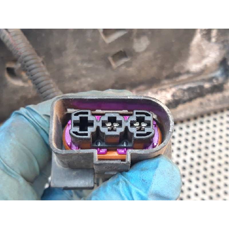 Recambio de electroventilador radiador aire acondicionado para skoda fabia (6y2/6y3) comfort referencia OEM IAM - Amarillo 2