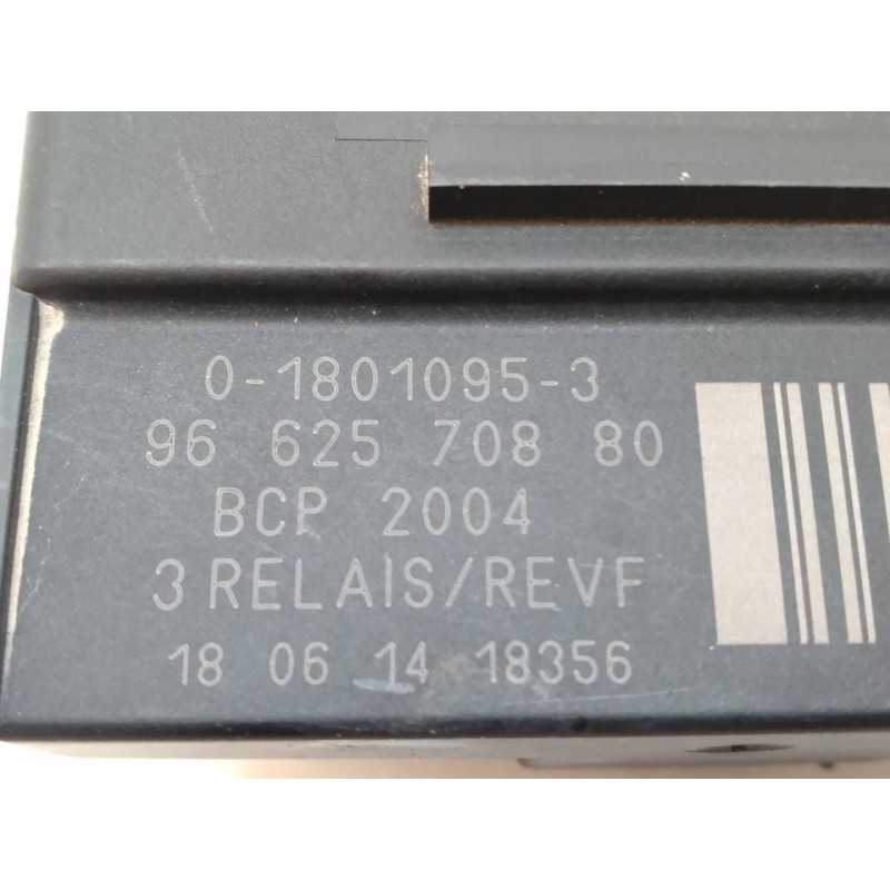 Recambio de caja precalentamiento para opel combo life expression referencia OEM IAM 9662570880 - Marrón 3