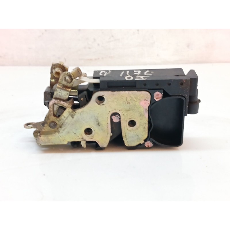 Recambio de cerradura puerta delantera izquierda para daewoo kalos 1.2 se referencia OEM IAM CC L4 - Rojo 5